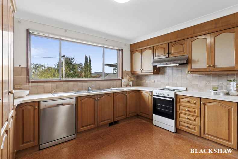 73 Shumack Street Weetangera 73 Shumack Street Weetangera