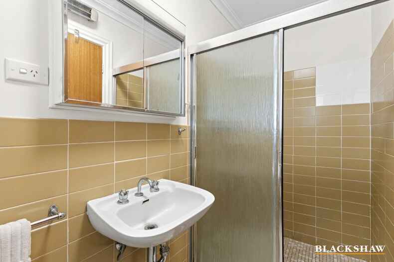 73 Shumack Street Weetangera 73 Shumack Street Weetangera