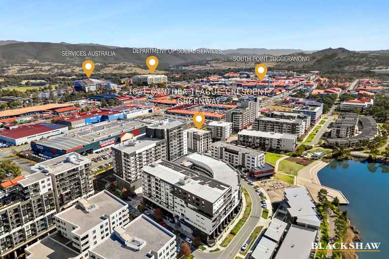 16/1 Cynthea Teague Crescent Greenway