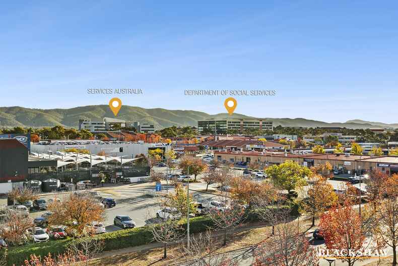 16/1 Cynthea Teague Crescent Greenway