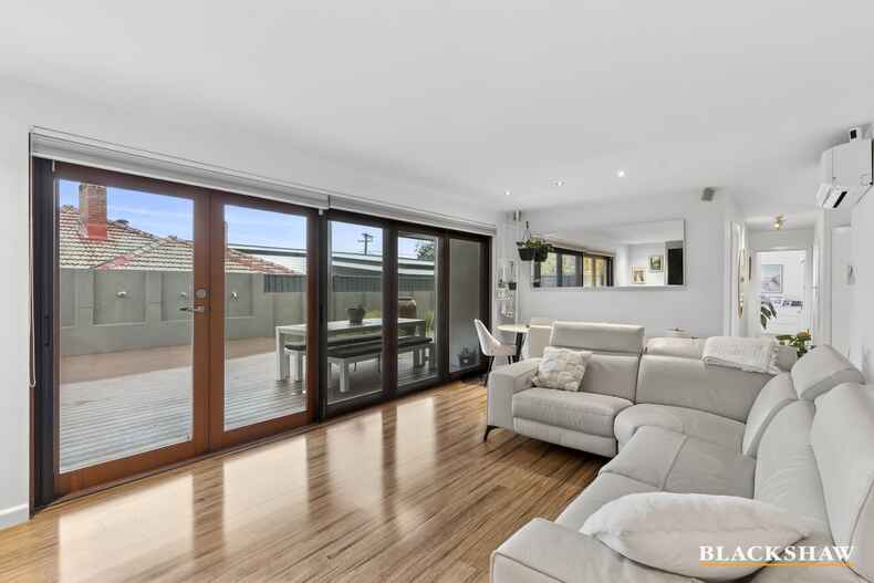 39 Sturt Avenue Narrabundah 39 Sturt Avenue Narrabundah