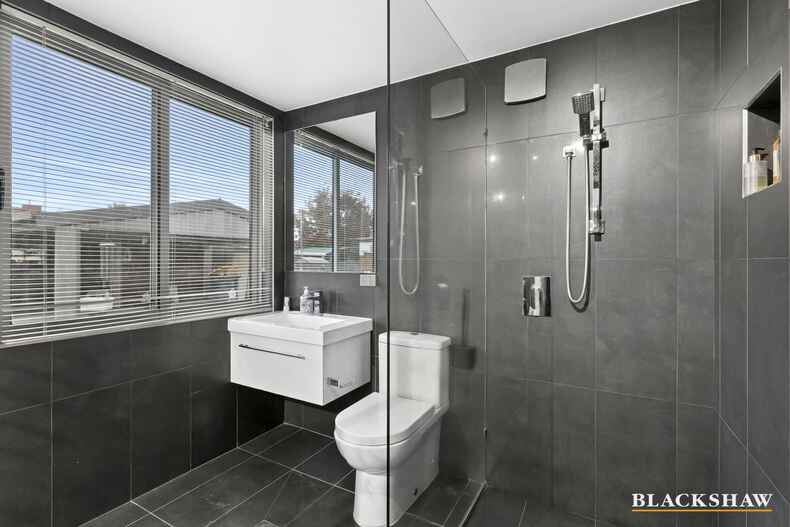 39 Sturt Avenue Narrabundah 39 Sturt Avenue Narrabundah