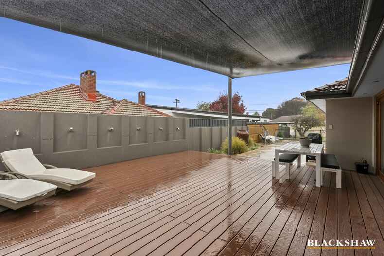 39 Sturt Avenue Narrabundah 39 Sturt Avenue Narrabundah