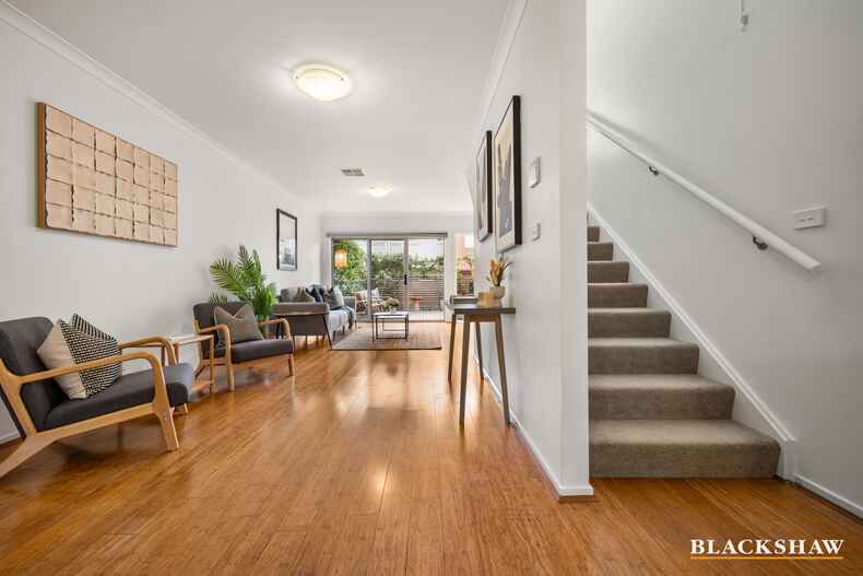 45/41 Philip Hodgins Street Wright 45/41 Philip Hodgins Street Wright