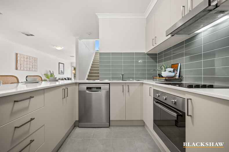 45/41 Philip Hodgins Street Wright 45/41 Philip Hodgins Street Wright