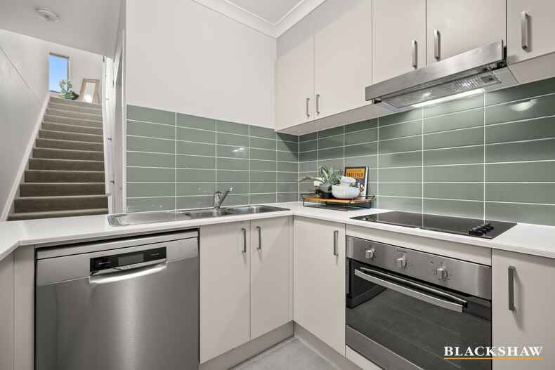 45/41 Philip Hodgins Street Wright 45/41 Philip Hodgins Street Wright