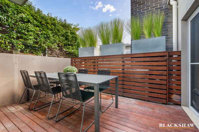 45/41 Philip Hodgins Street Wright 45/41 Philip Hodgins Street Wright