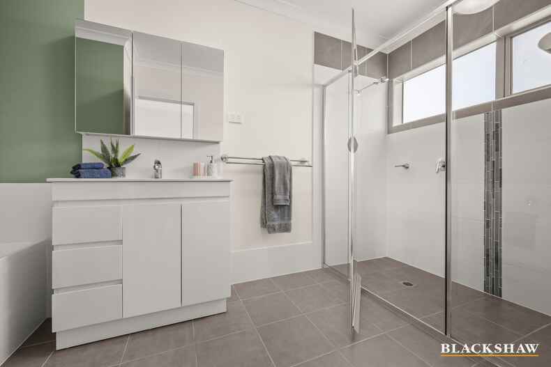 45/41 Philip Hodgins Street Wright 45/41 Philip Hodgins Street Wright