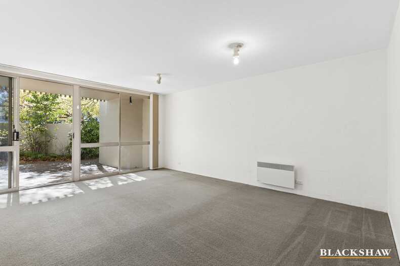 2/26 Macquarie Street Barton 2/26 Macquarie Street Barton