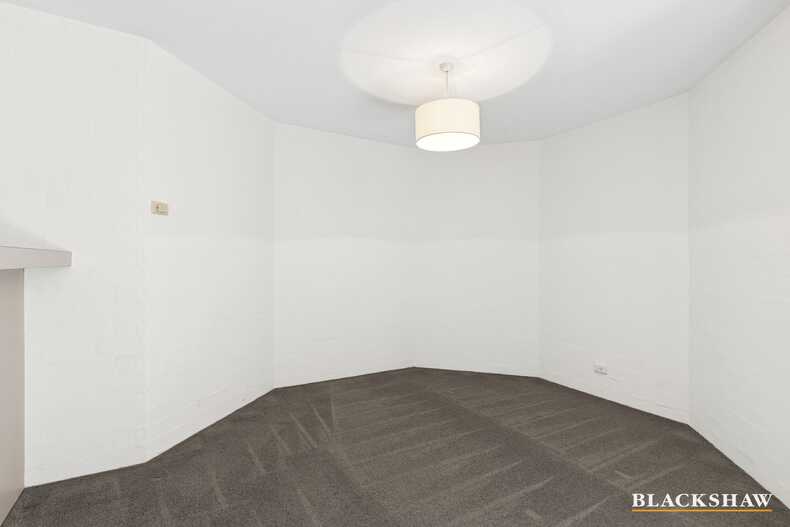 2/26 Macquarie Street Barton 2/26 Macquarie Street Barton