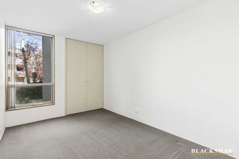 2/26 Macquarie Street Barton 2/26 Macquarie Street Barton