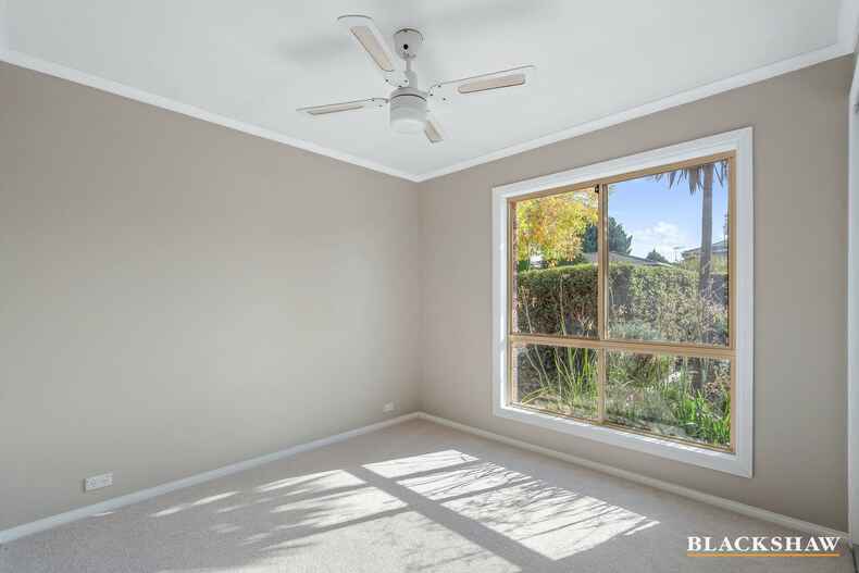 20 Alarmon Crescent Dunlop 20 Alarmon Crescent Dunlop