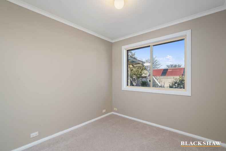 20 Alarmon Crescent Dunlop 20 Alarmon Crescent Dunlop