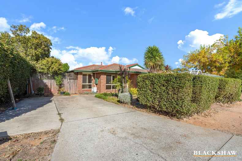 20 Alarmon Crescent Dunlop 20 Alarmon Crescent Dunlop