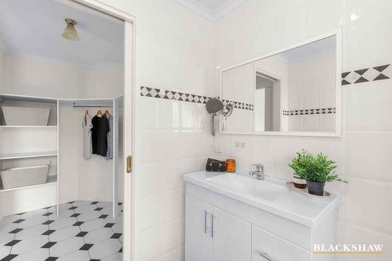 12 Cottam Place Nicholls 12 Cottam Place Nicholls