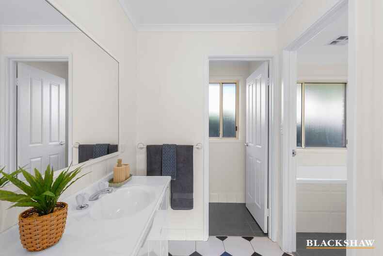 12 Cottam Place Nicholls 12 Cottam Place Nicholls