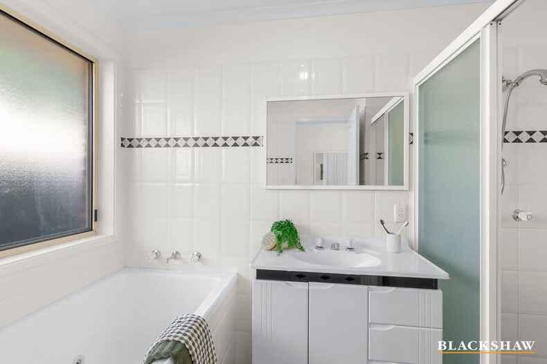 12 Cottam Place Nicholls 12 Cottam Place Nicholls