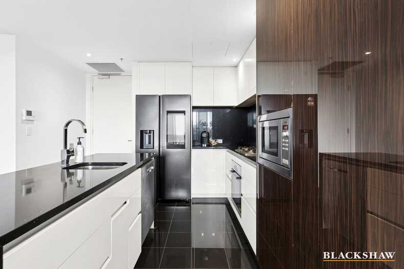 1111/240 Bunda Street City