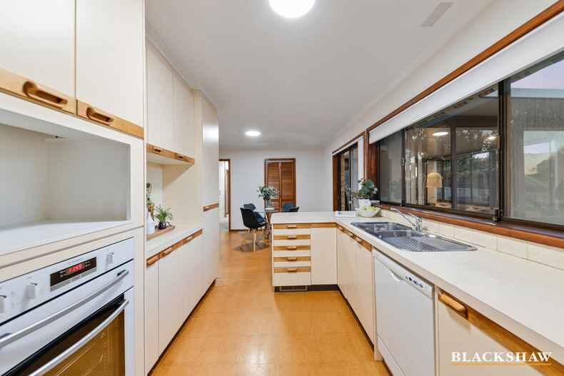 151 Badimara Street Fisher 151 Badimara Street Fisher