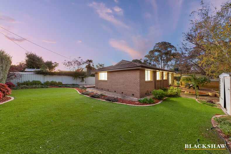 151 Badimara Street Fisher 151 Badimara Street Fisher