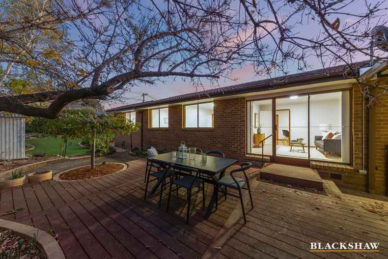 151 Badimara Street Fisher 151 Badimara Street Fisher