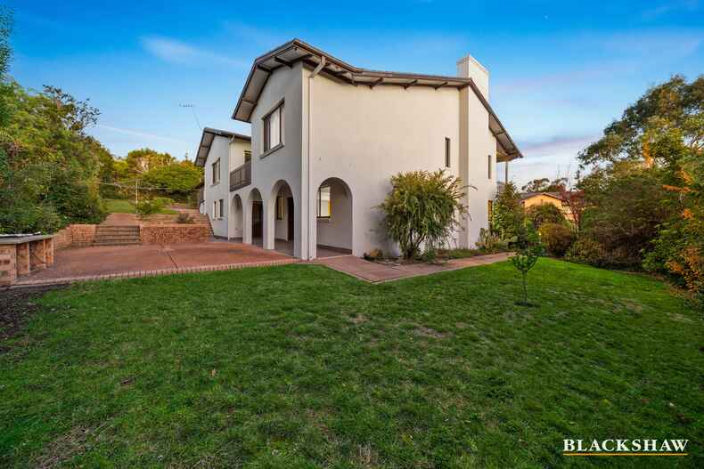 11 Terrigal Crescent O'Malley