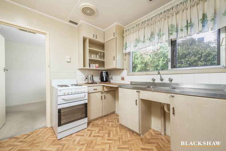 84 La Perouse Street Griffith