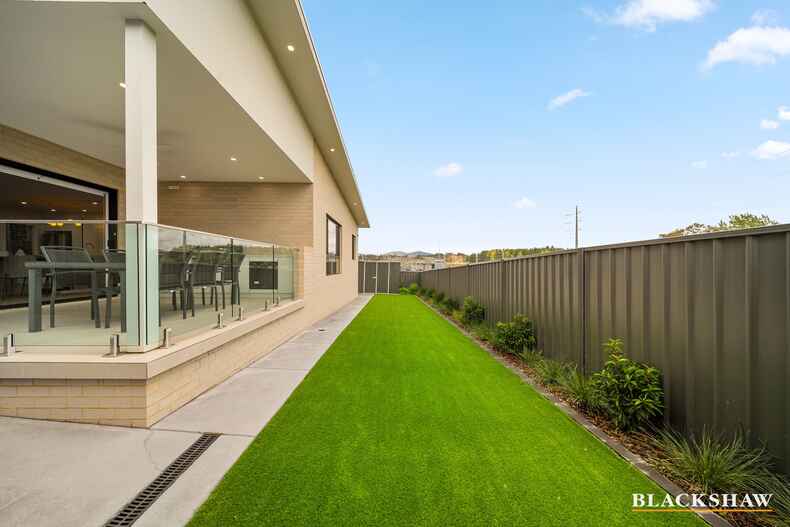 11 McCauley Avenue Googong