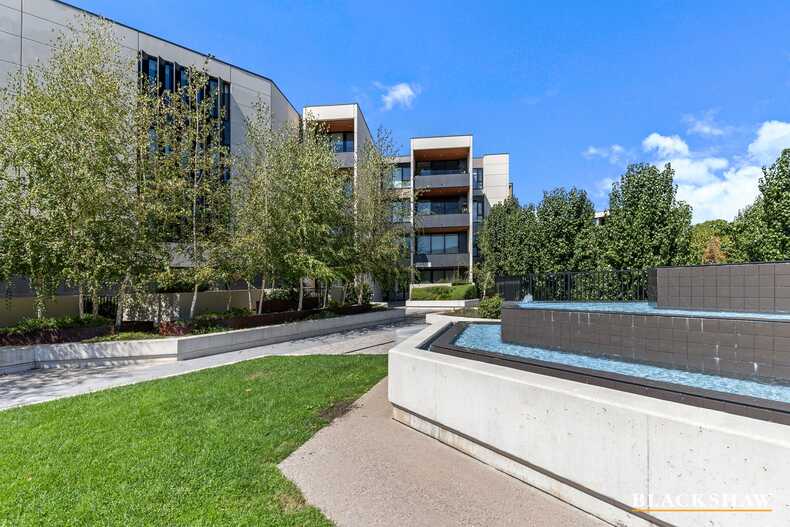 87/7 State Circle Forrest