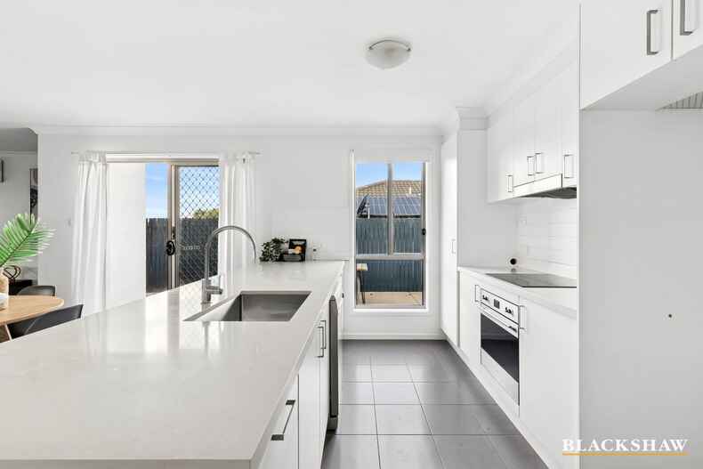 46 Rowland Street Macgregor 46 Rowland Street Macgregor