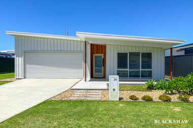 24   Woolabar Drive Broulee