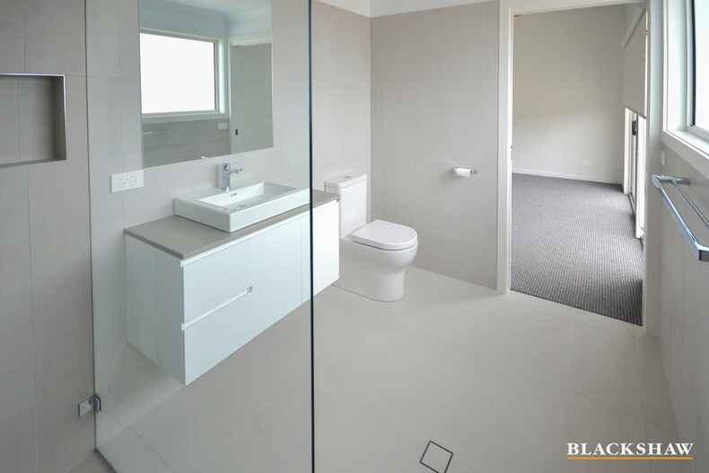 24 Woolabar Drive Broulee 24 Woolabar Drive Broulee