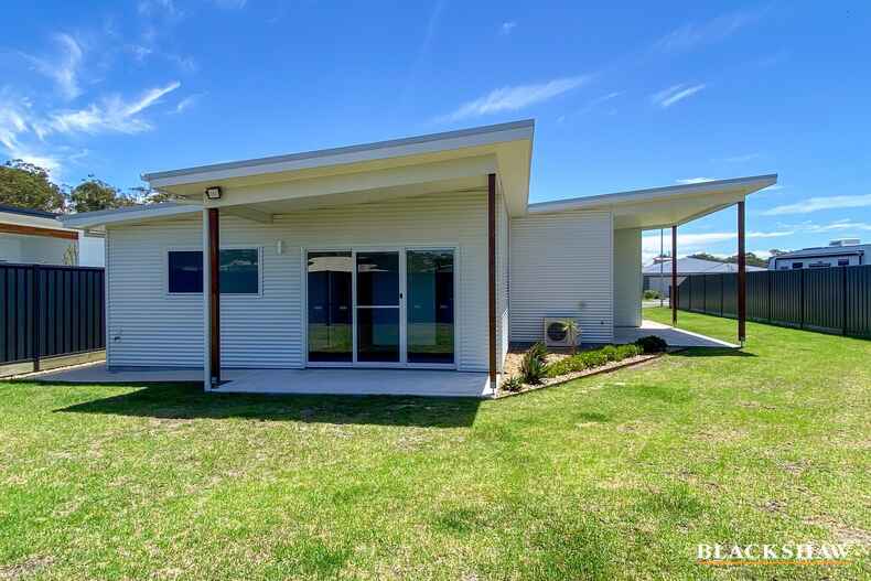 24 Woolabar Drive Broulee 24 Woolabar Drive Broulee