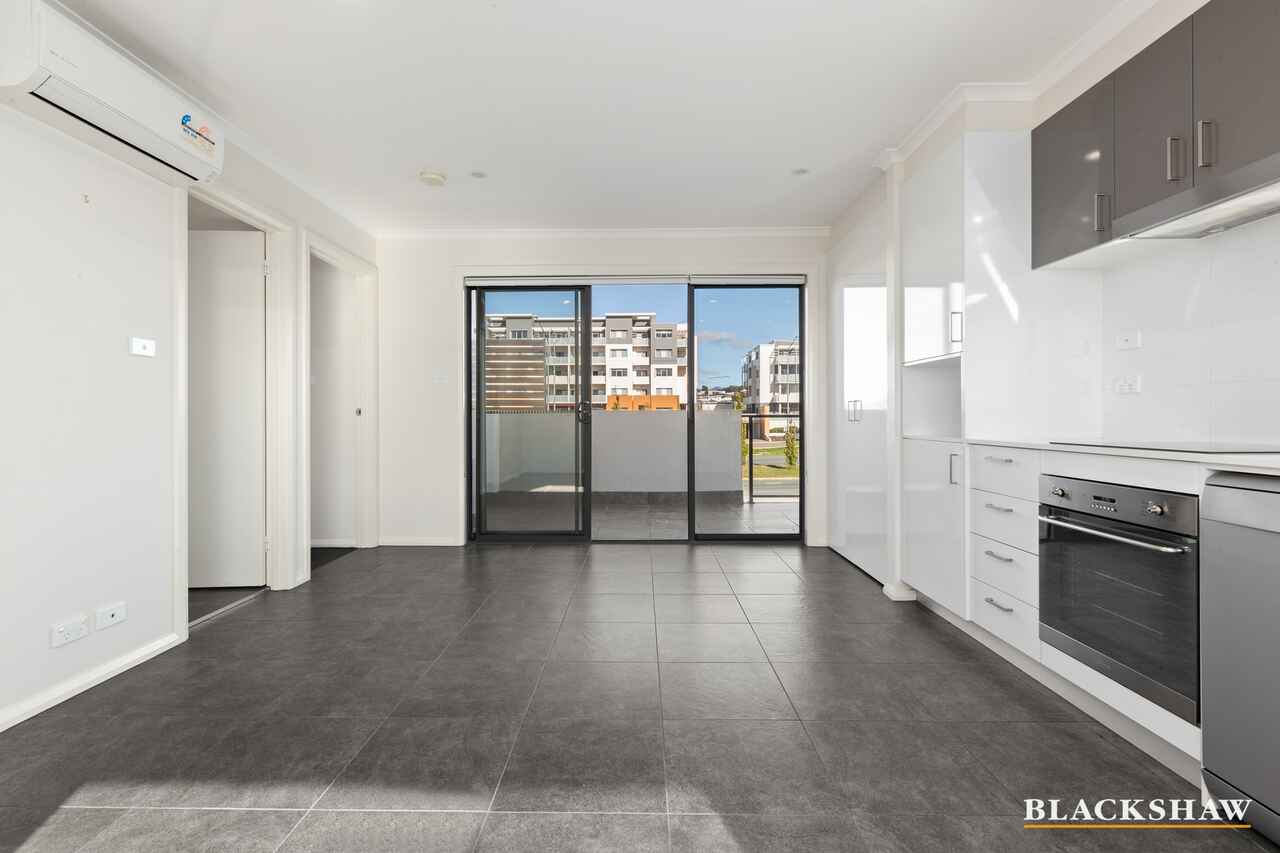 24/60 John Gorton Drive Coombs