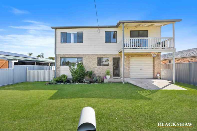 17 Kingston Place Tomakin 17 Kingston Place Tomakin