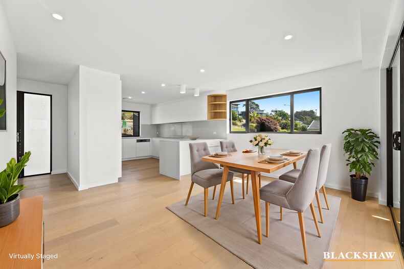 1/25 Mary Place Long Beach