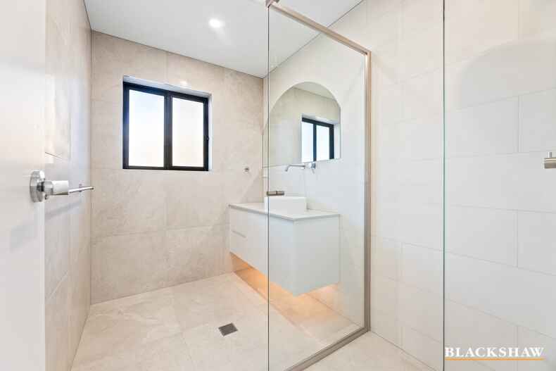 1/25 Mary Place Long Beach