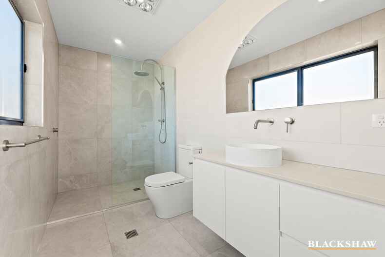 1/25 Mary Place Long Beach