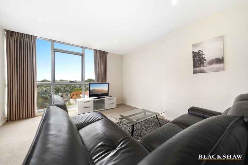 56/2 Edinburgh Avenue City