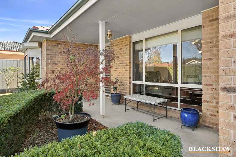 35 Freda Bennett Circuit Nicholls