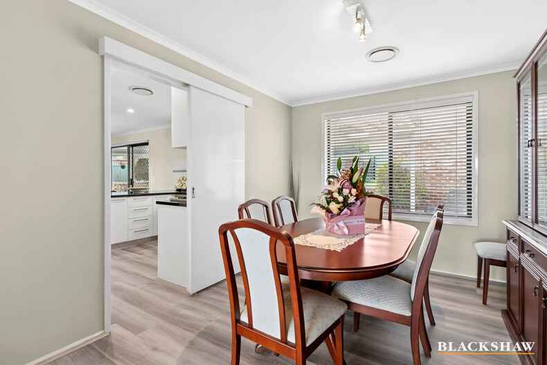 2 Creal Place Chisholm