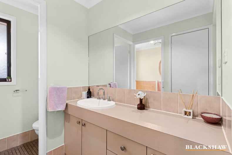 2 Creal Place Chisholm