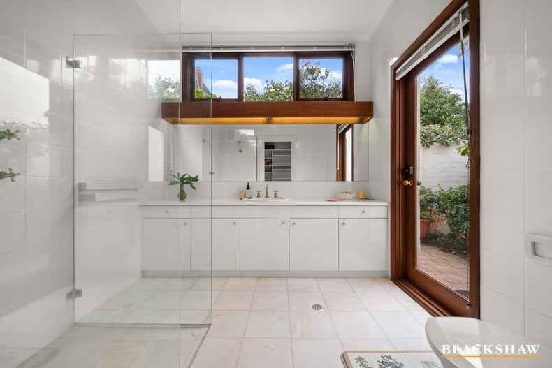 32 Investigator Street Red Hill 32 Investigator Street Red Hill