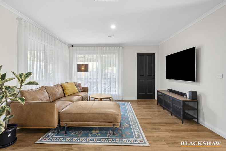 2/4 Sycamore Street Jerrabomberra 2/4 Sycamore Street Jerrabomberra