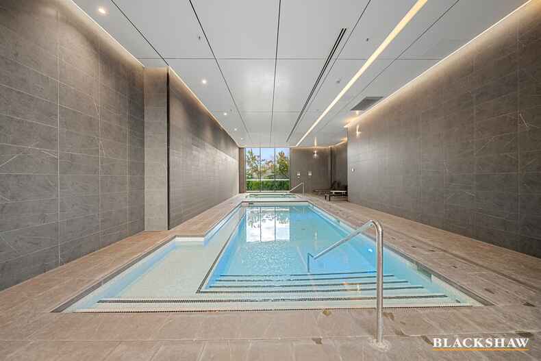 141/15 Irving Street Phillip