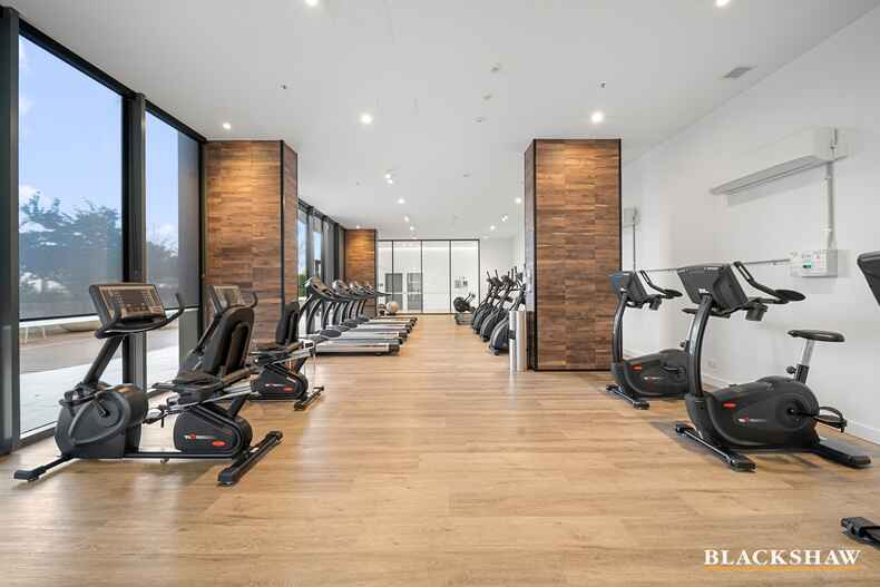 141/15 Irving Street Phillip