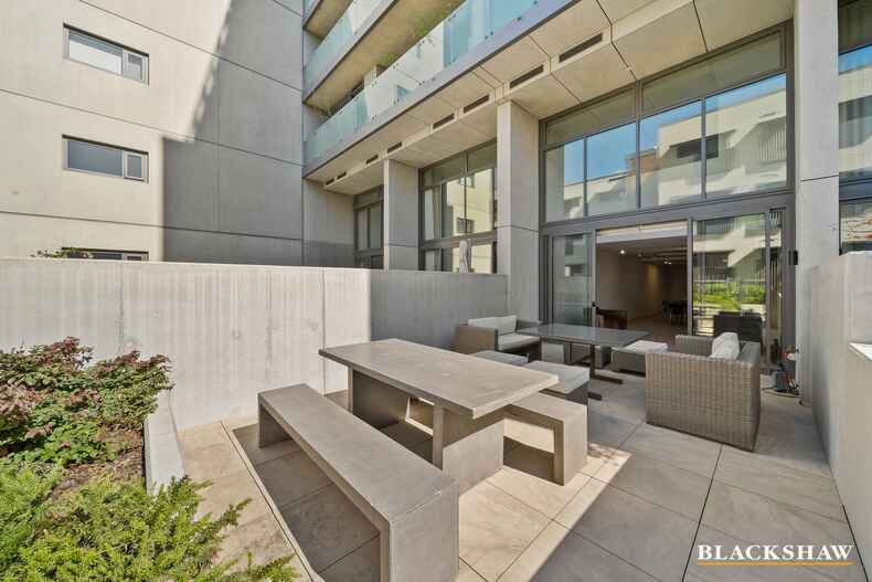 3/71 Constitution Avenue Campbell