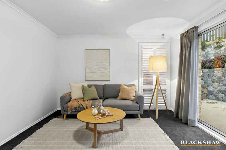 82 Gurrang Avenue Ngunnawal