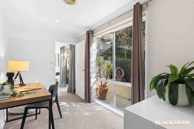 82 Gurrang Avenue Ngunnawal