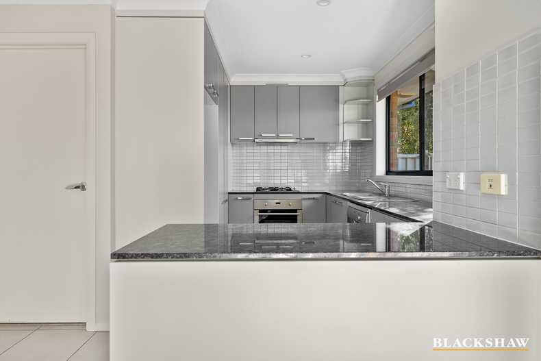 Level 1/3/19 Donald Road Queanbeyan